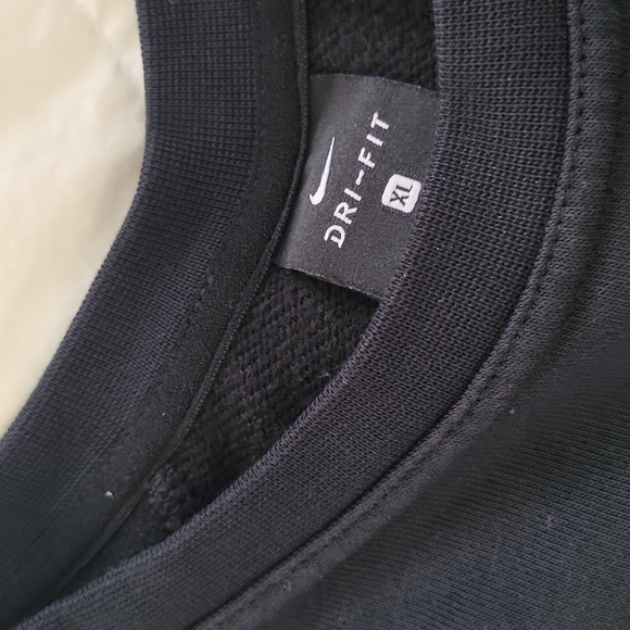 Nike sweatshirt - Picture 6 of 6